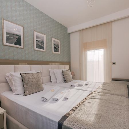 Villa Royal Apartments Tivat Eksteriør bilde