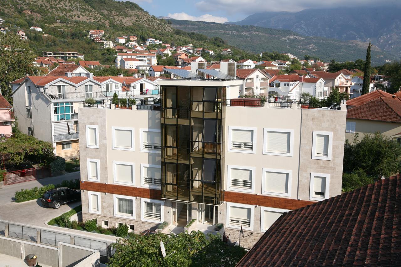 Villa Royal Apartments Tivat Eksteriør bilde