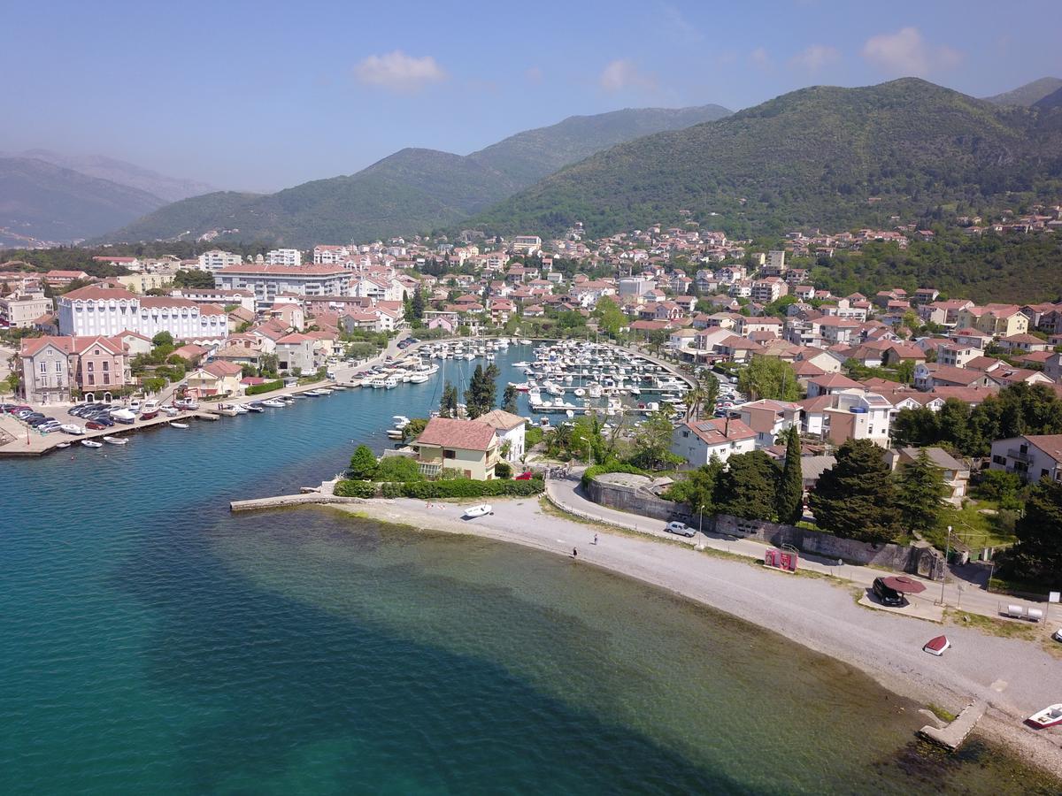 Villa Royal Apartments Tivat Eksteriør bilde