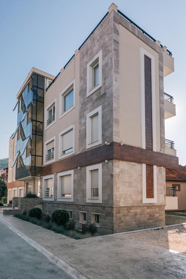 Villa Royal Apartments Tivat Eksteriør bilde