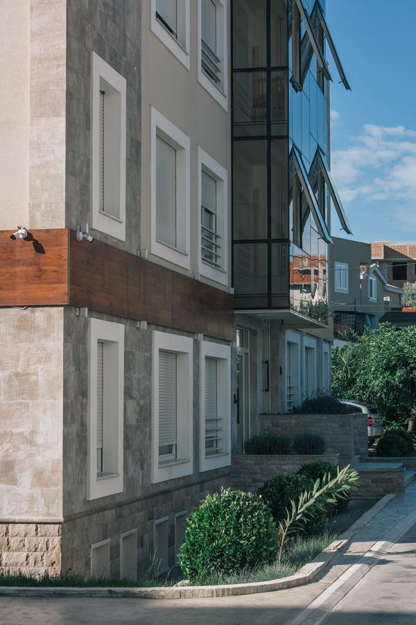 Villa Royal Apartments Tivat Eksteriør bilde